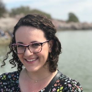 Meet your Posher, Stephanie